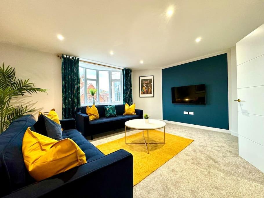 Massive 3 Bedroom - Ground Floor - Near The Beach! Bornemouth Extérieur photo